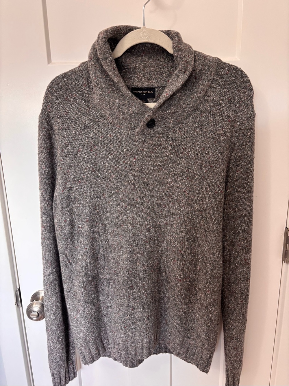 Banana Republic Men's Shawl Collar Sweater in Heather Gray size M